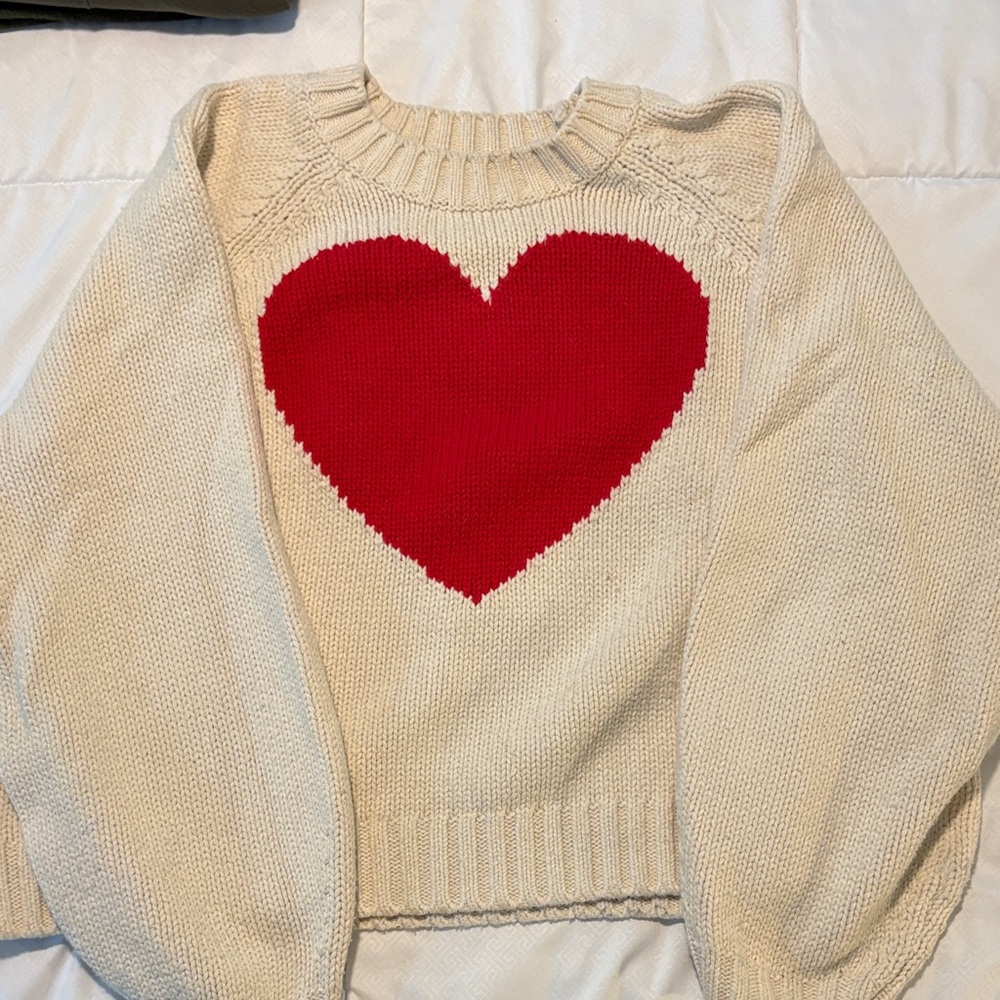 Gap Cream Sweater with Red Heart - Women's Cozy Knit